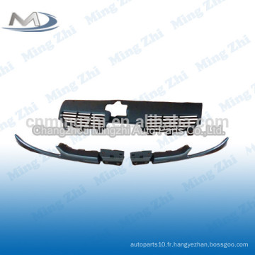 La grille avant se monte pour Peugeot 206